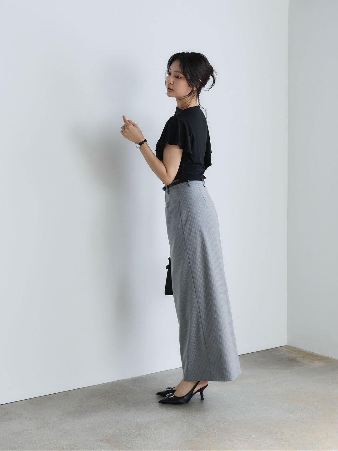【SET】アシンメトリーフレアスリーブカットソー+【Essential】Authentic pencil skrt(2set)