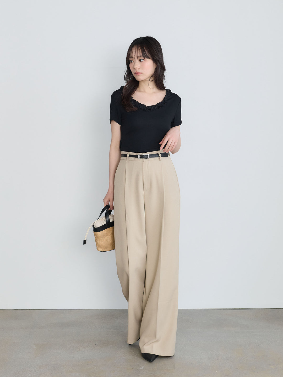センタープレスベーシックストレートパンツ