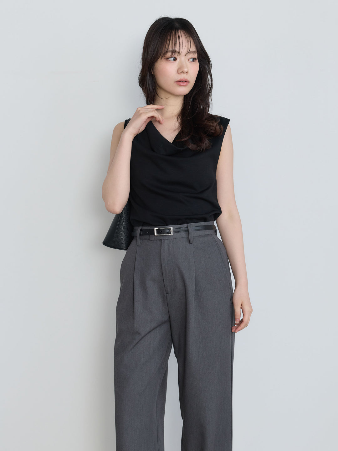 【SET】バックリボンドレープノースリトップス+【Essential】Authentic straight pants(2set)