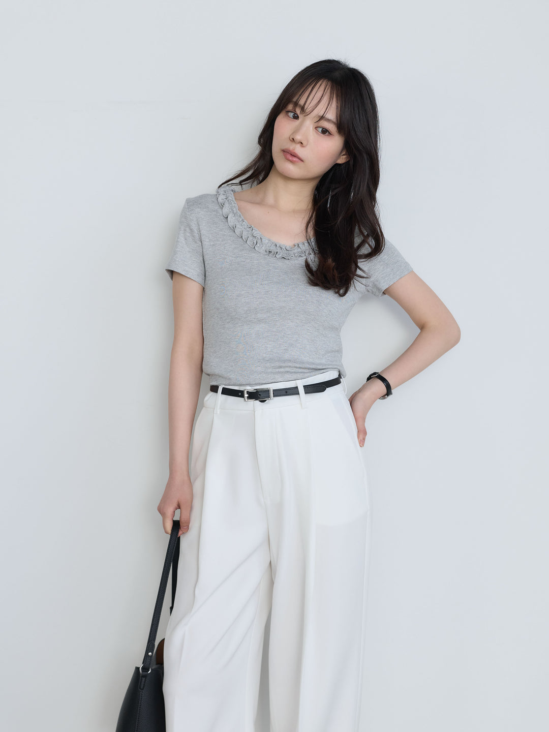 センタープレスベーシックストレートパンツ