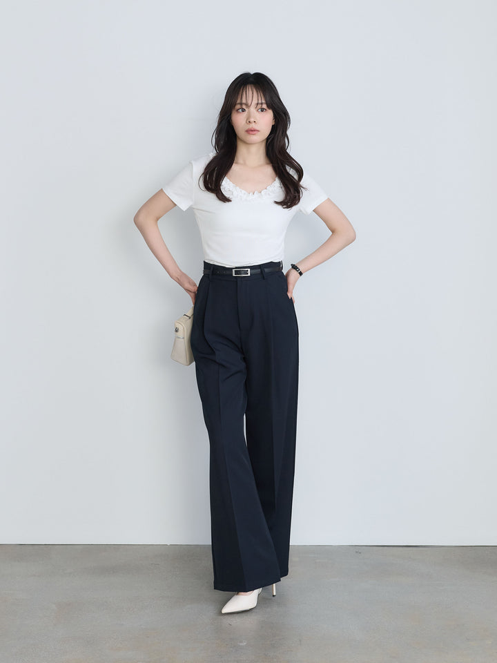 センタープレスベーシックストレートパンツ