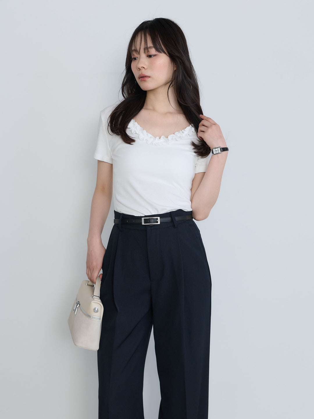 センタープレスベーシックストレートパンツ