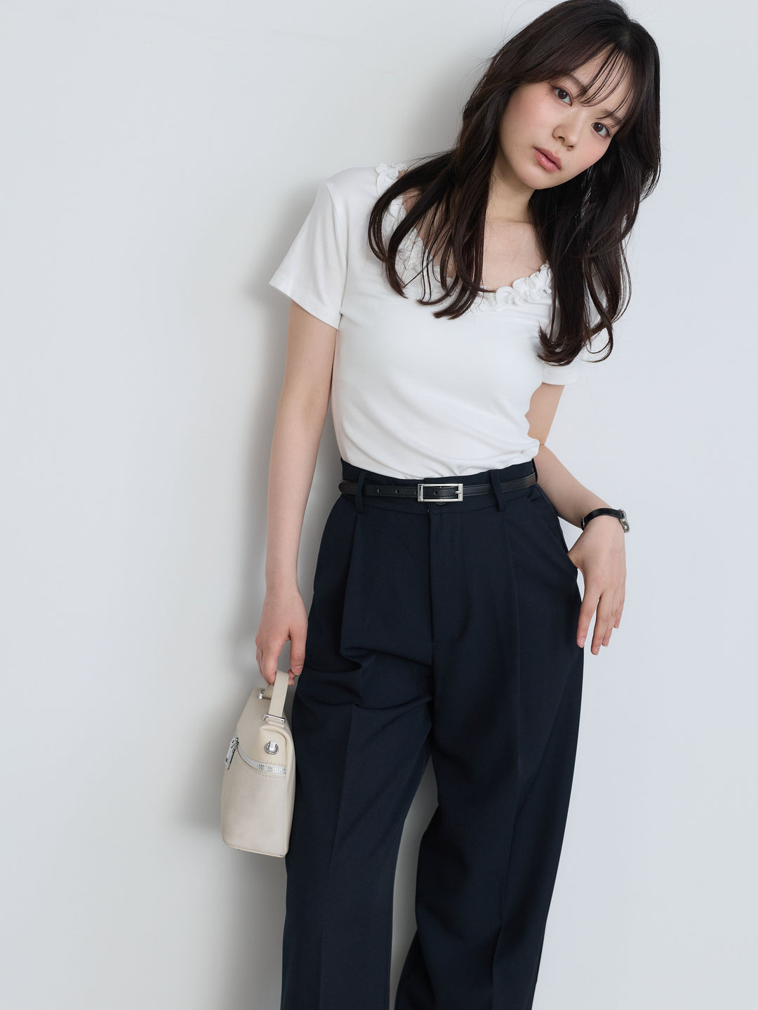 センタープレスベーシックストレートパンツ