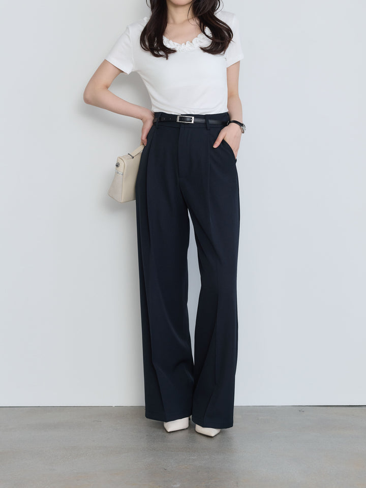 センタープレスベーシックストレートパンツ