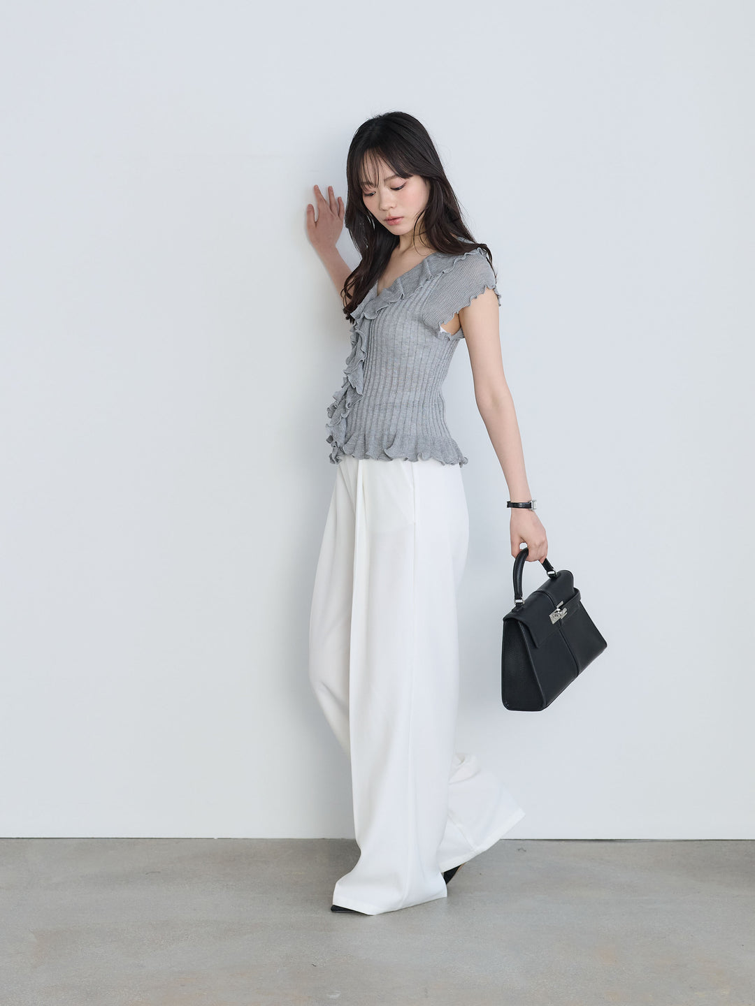 センタープレスベーシックストレートパンツ