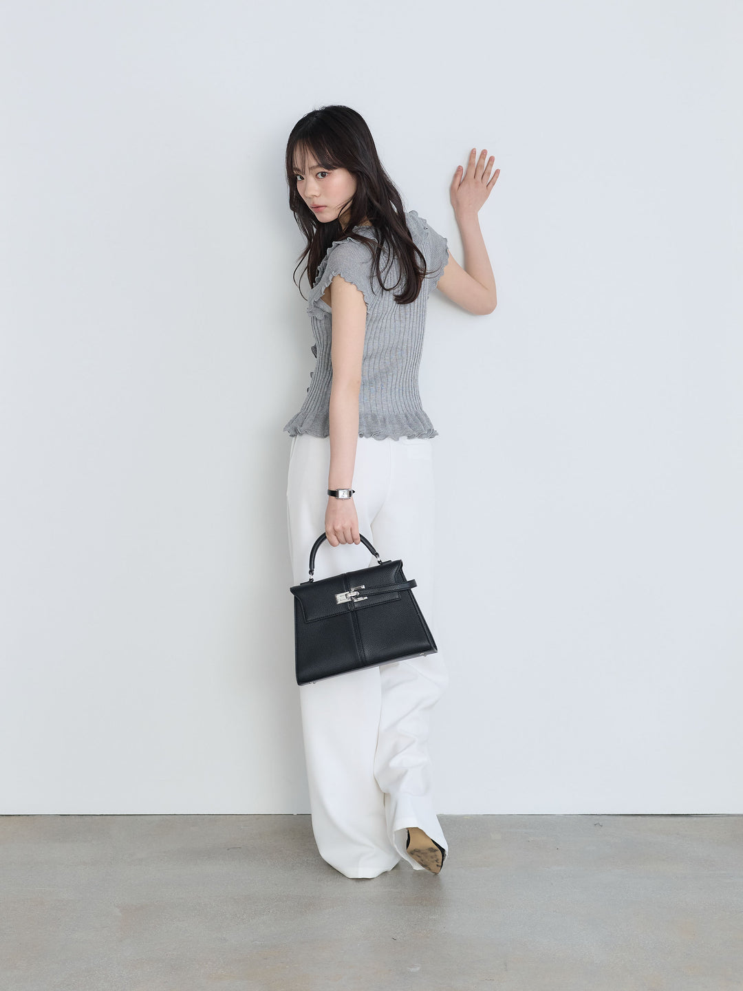 センタープレスベーシックストレートパンツ