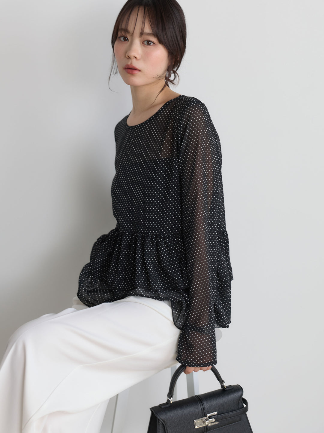 ドットシフォンティアードブラウス