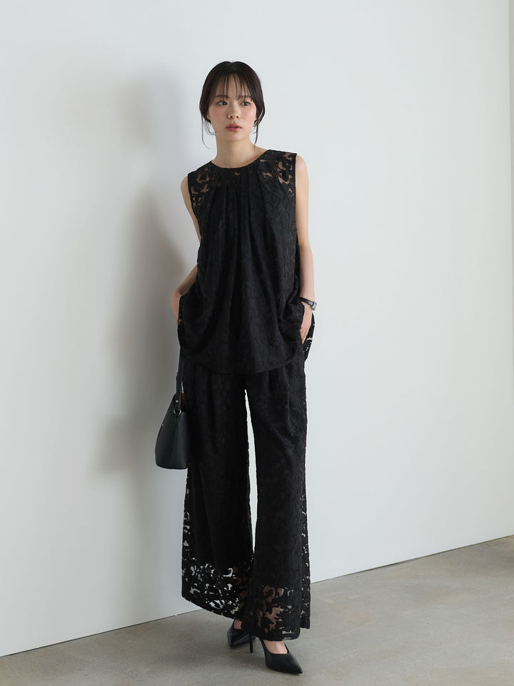 バックツイストシアージャガードノースリーブブラウス