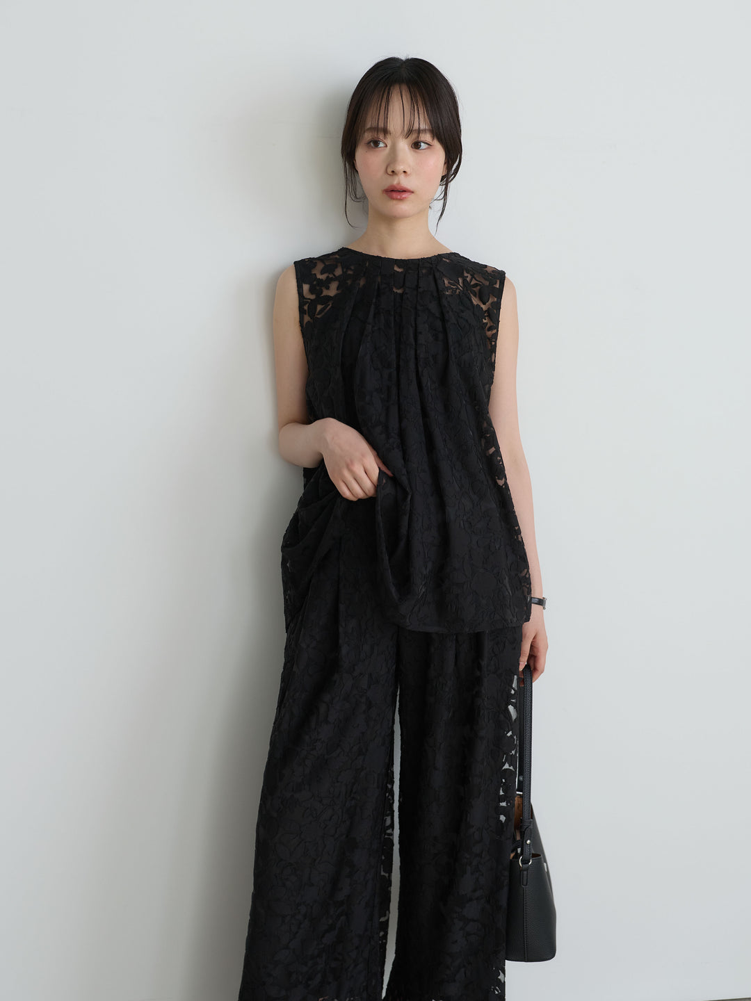 【SET】バックツイストシアージャガードノースリーブブラウス+カットリブカップ付きバッククロスキャミソール(2set)