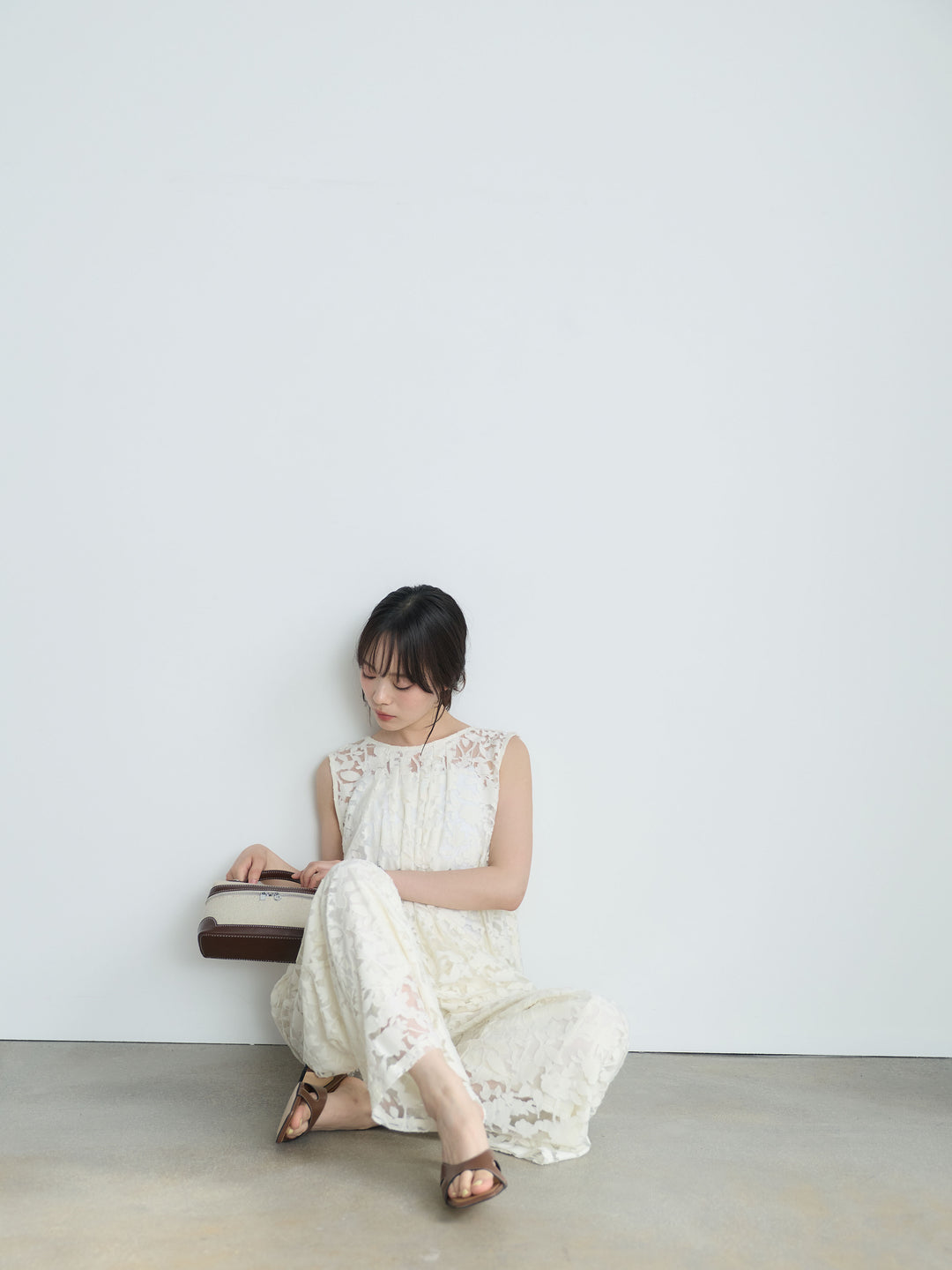 【SET】バックツイストシアージャガードノースリーブブラウス+カットリブカップ付きバッククロスキャミソール(2set)