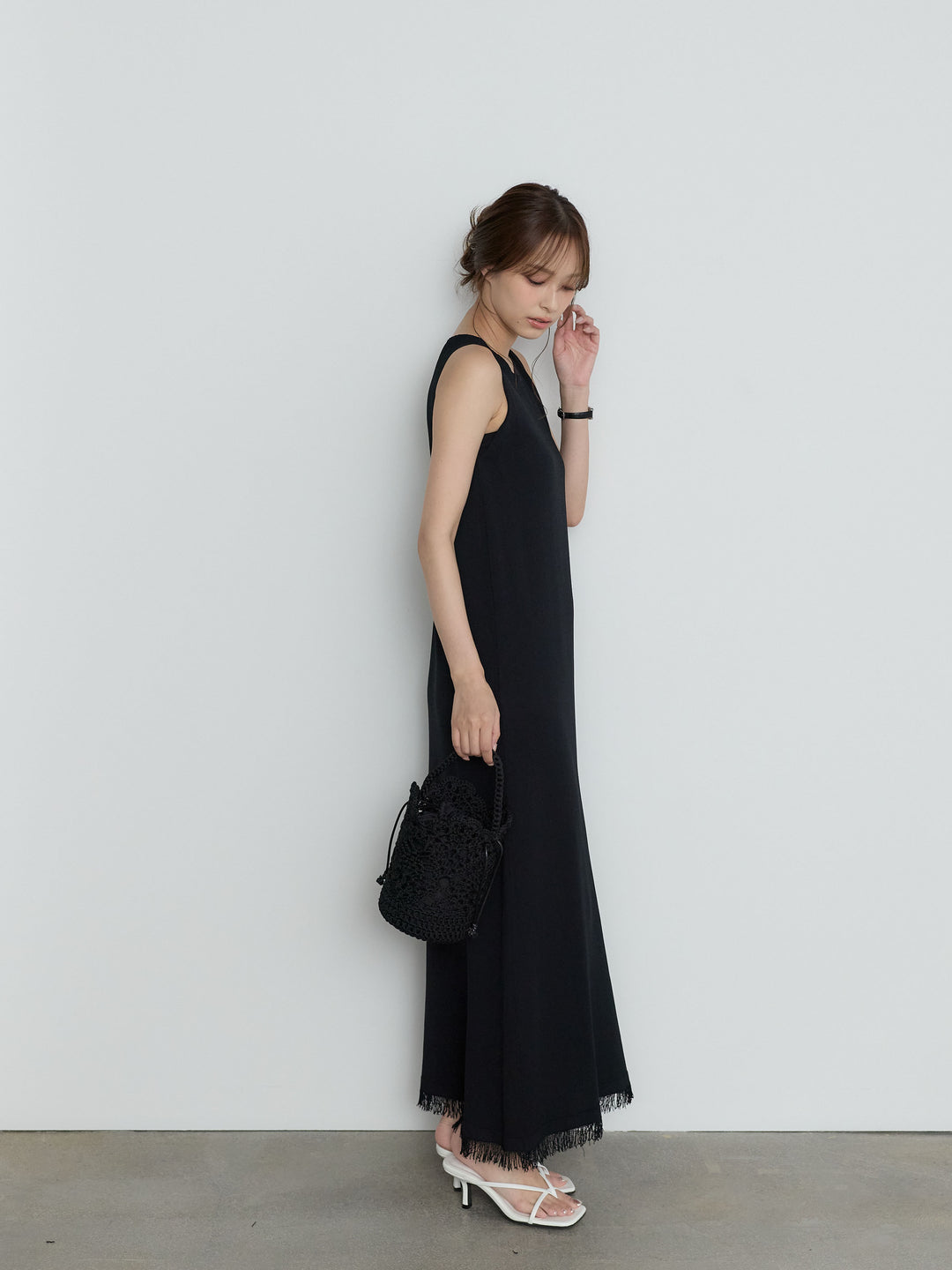 【Luxe Series】裾フリンジラウンドネックサマーリブワンピース