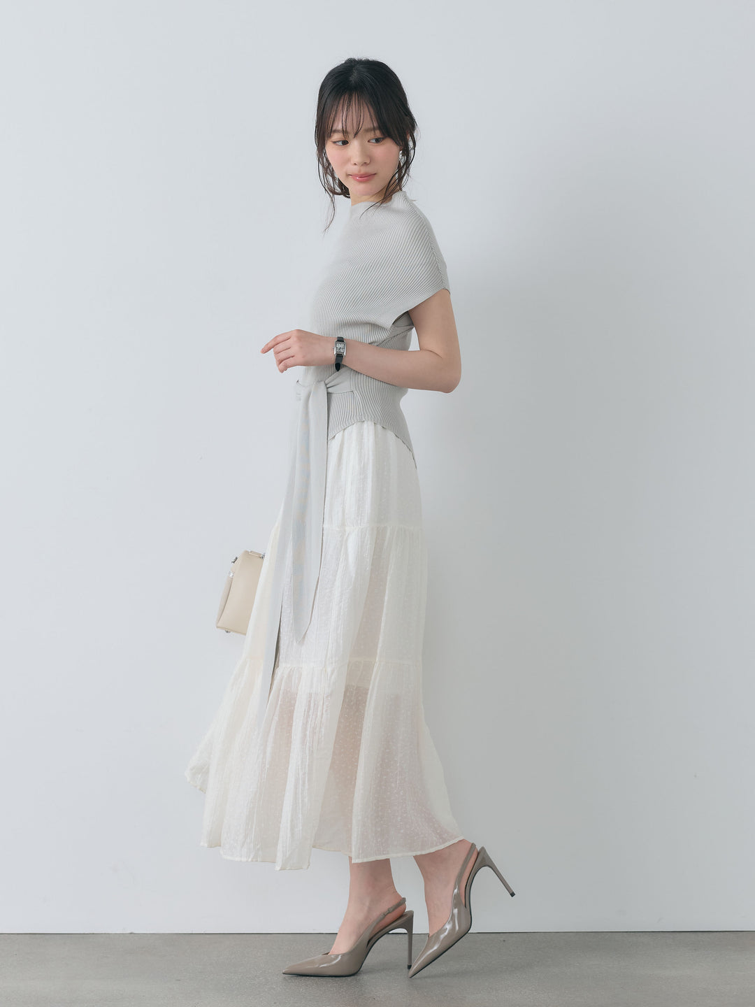【SET】アシメショルダーウエストタイサマーリブトップス+プチフラワーティアードスカート(シュシュ付き)(2set)