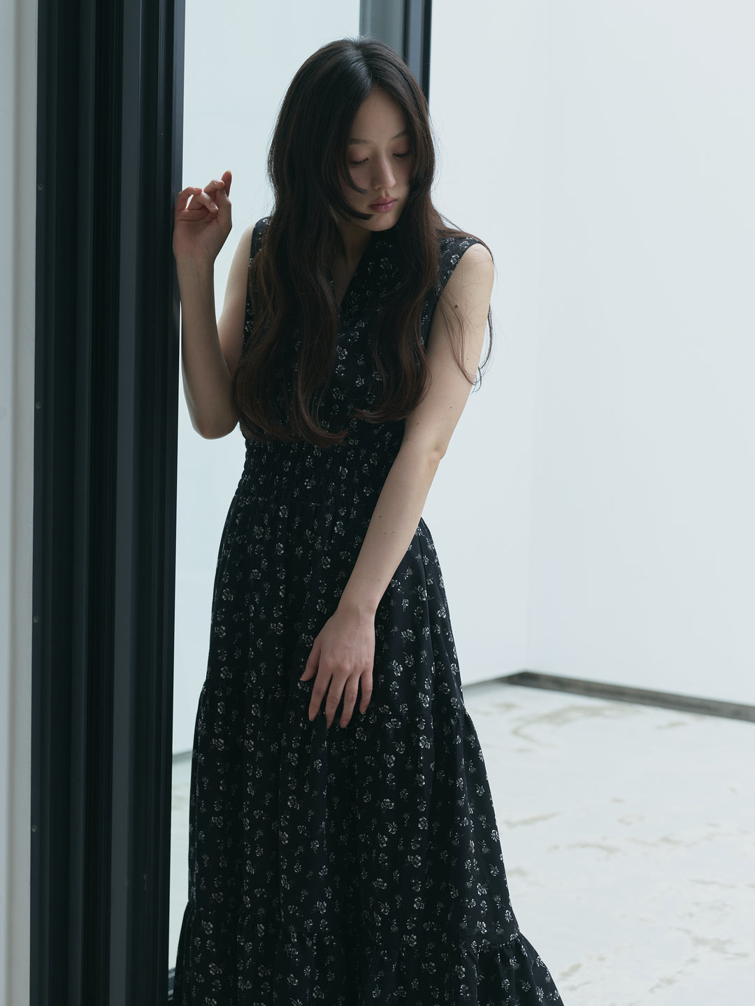 【Essential】V neck shirring tiered one piece