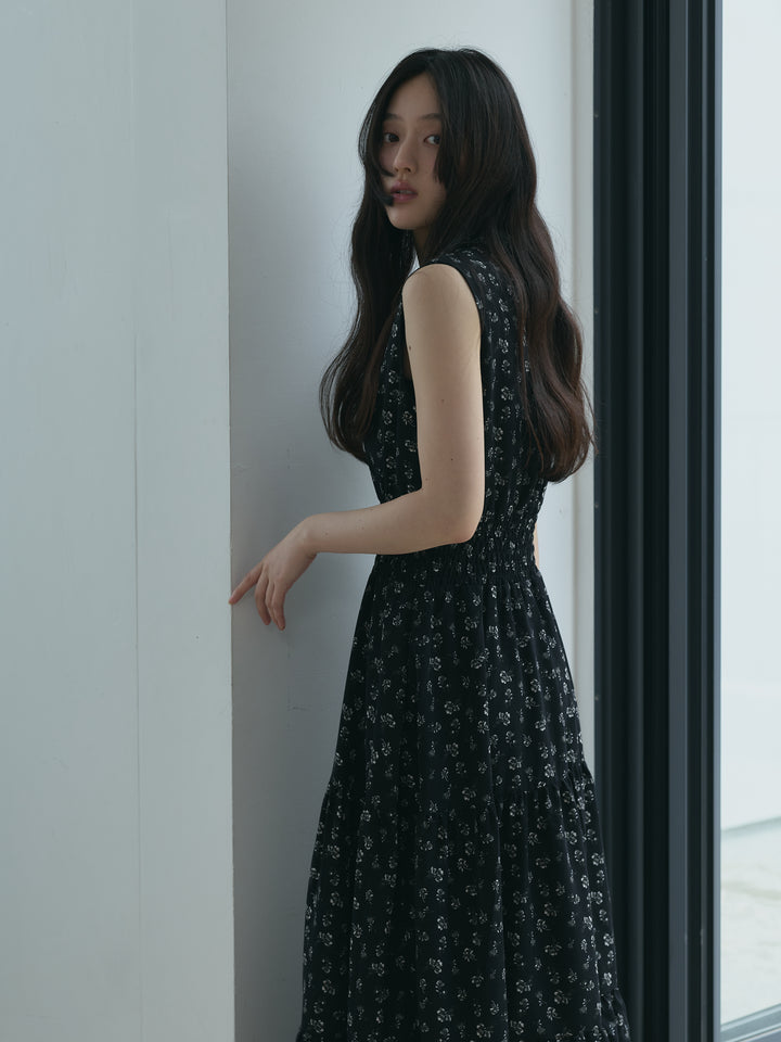 【Essential】V neck shirring tiered one piece