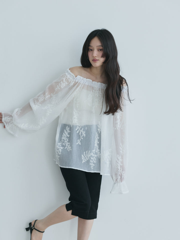 【SET】シフォンリーフ刺繍オフショルダーチュニック+ストレッチコットンカプリパンツ(2set)