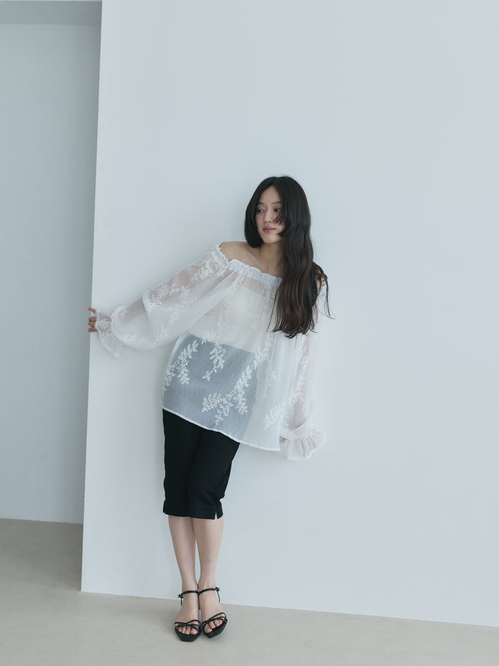 シフォンリーフ刺繍オフショルダーチュニック