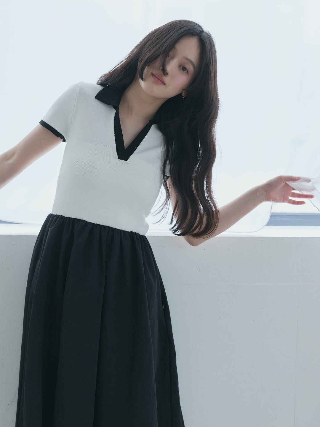 【SET】【Essential】POLO docking half sleeve one piece+【Essential】V neck shirring tiered one piece(2set)