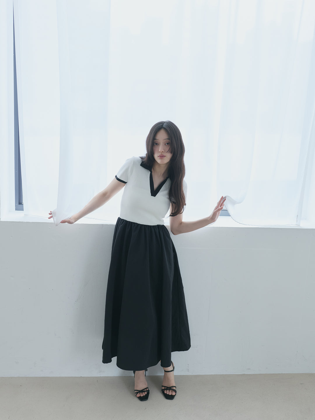 【SET】【Essential】POLO docking half sleeve one piece+【Essential】V neck shirring tiered one piece(2set)