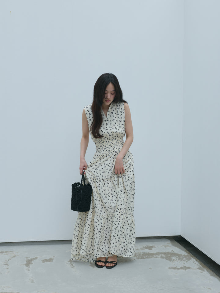【SET】【Essential】POLO docking half sleeve one piece+【Essential】V neck shirring tiered one piece(2set)