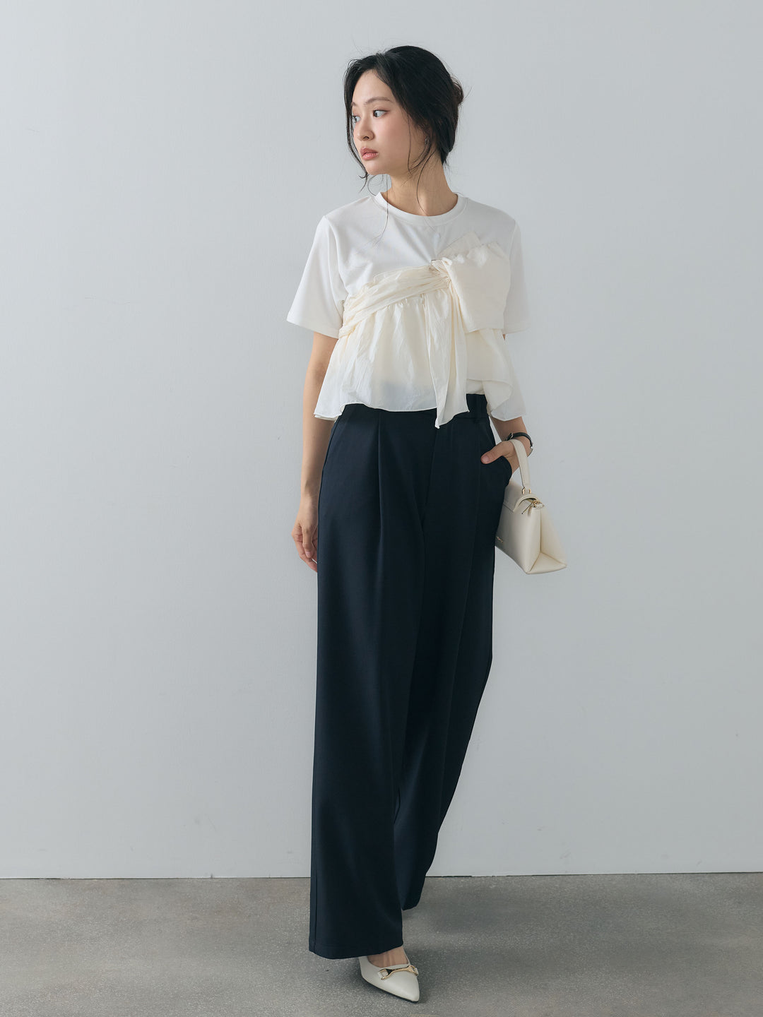 ツイストデザインナイロンドッキングTシャツ