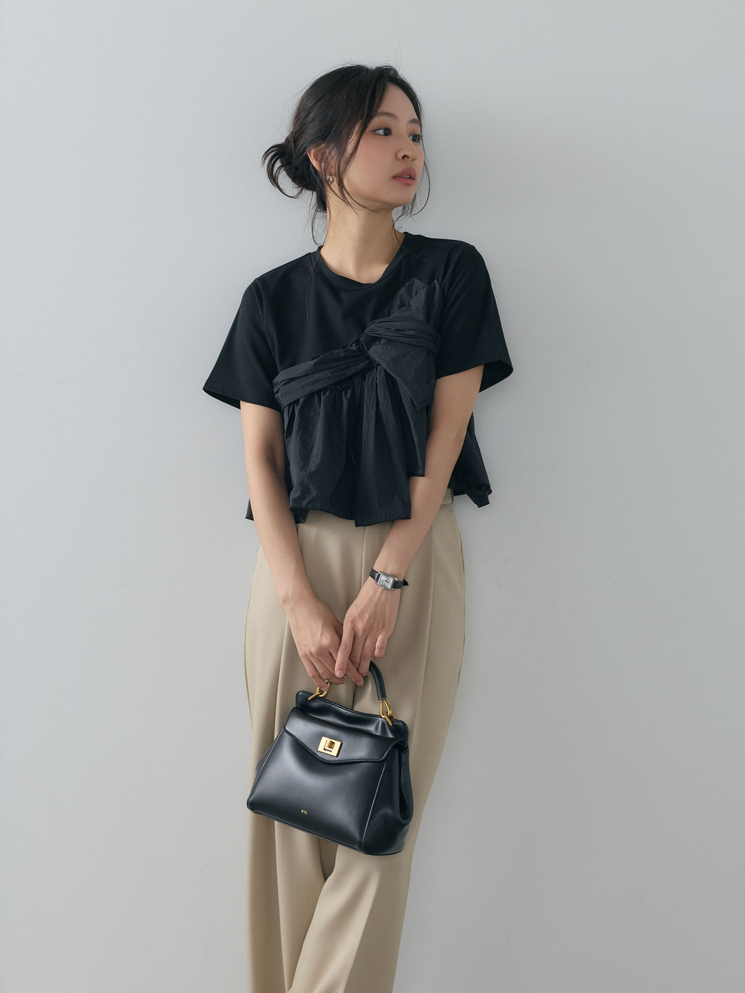 ツイストデザインナイロンドッキングTシャツ