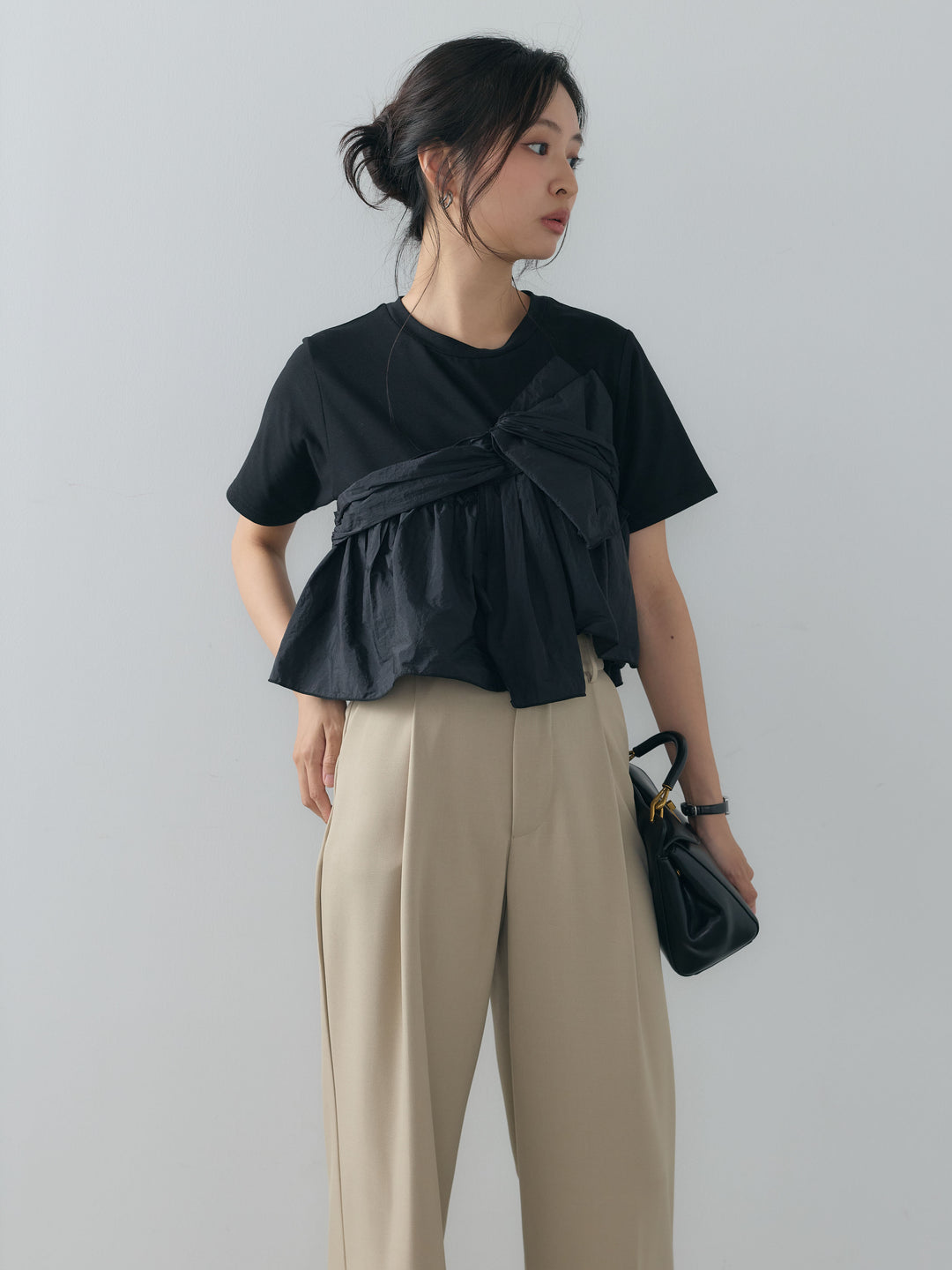 ツイストデザインナイロンドッキングTシャツ