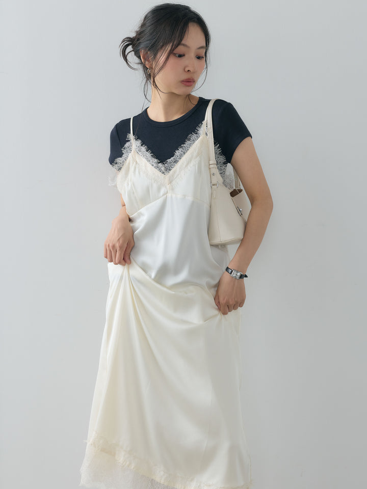 クルーネックフィットTシャツ