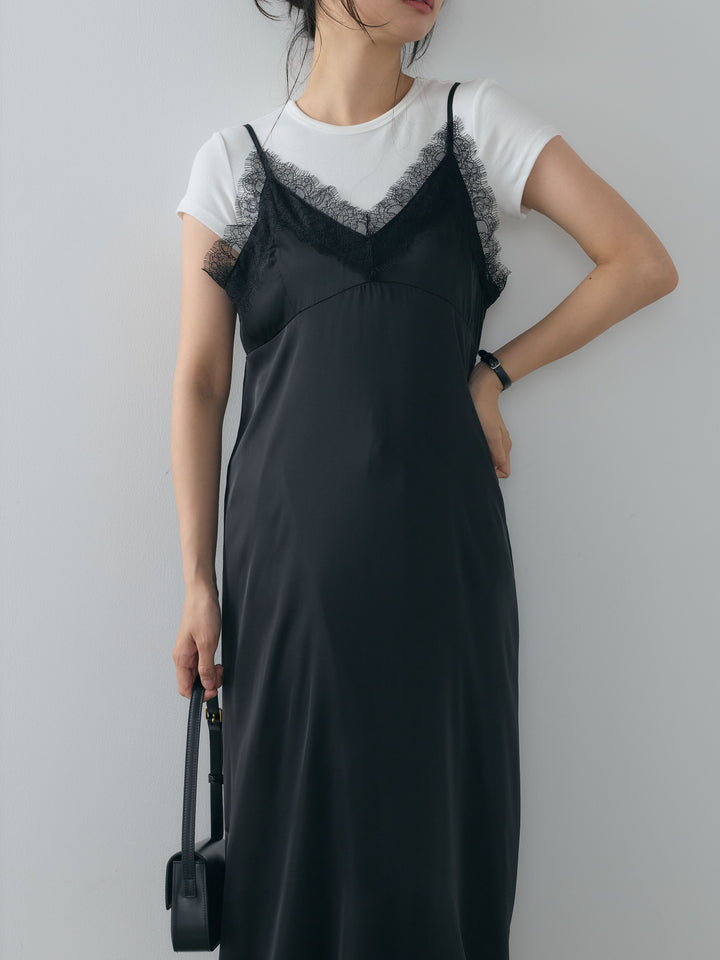 【SET】ライトサテンレーストリムキャミワンピース+クルーネックフィットTシャツ+センタープレスベーシックストレートパンツ(3set)