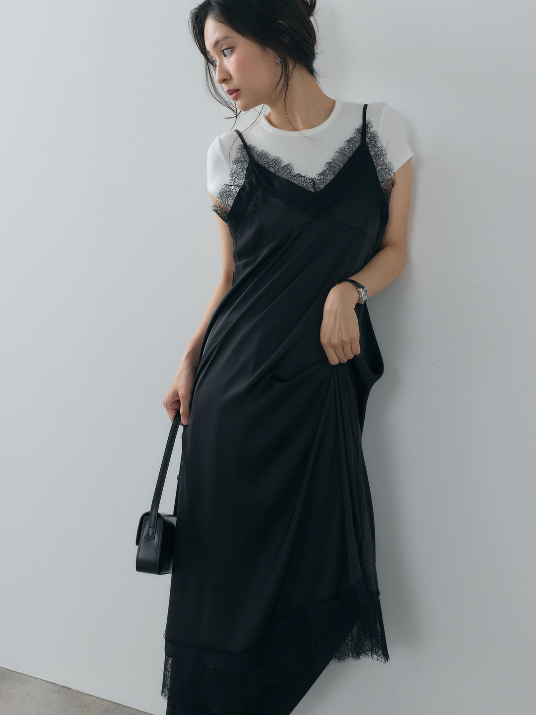 クルーネックフィットTシャツ