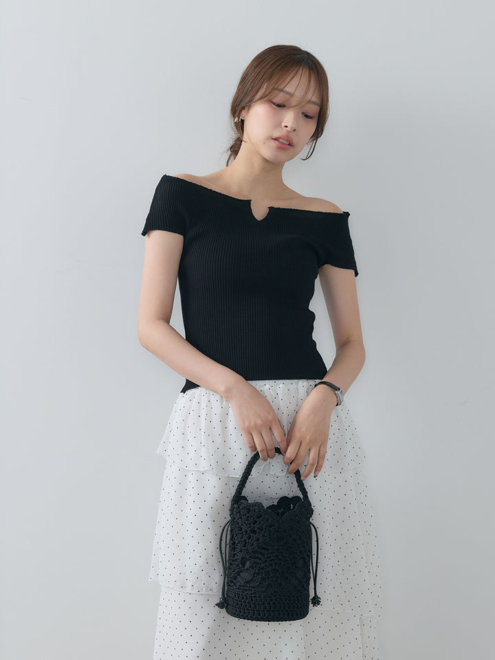 【SET】フロントポイントオフショルニットトップス+ドット柄ラッフルスカート(2set)