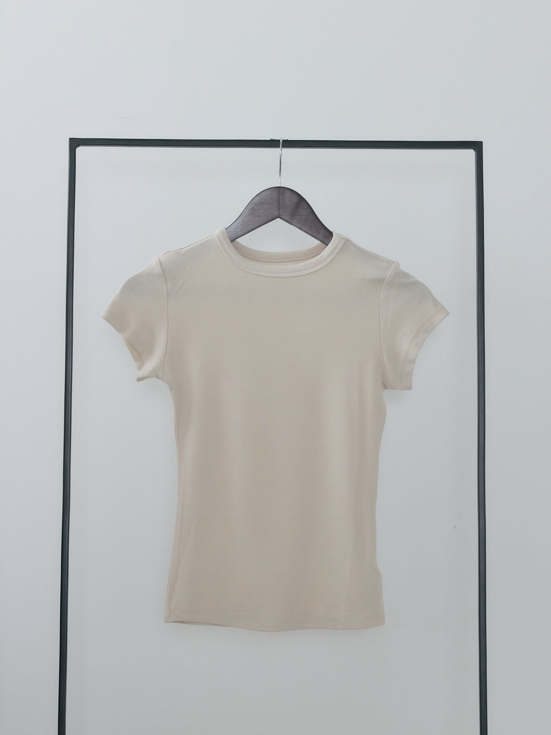 クルーネックフィットTシャツ