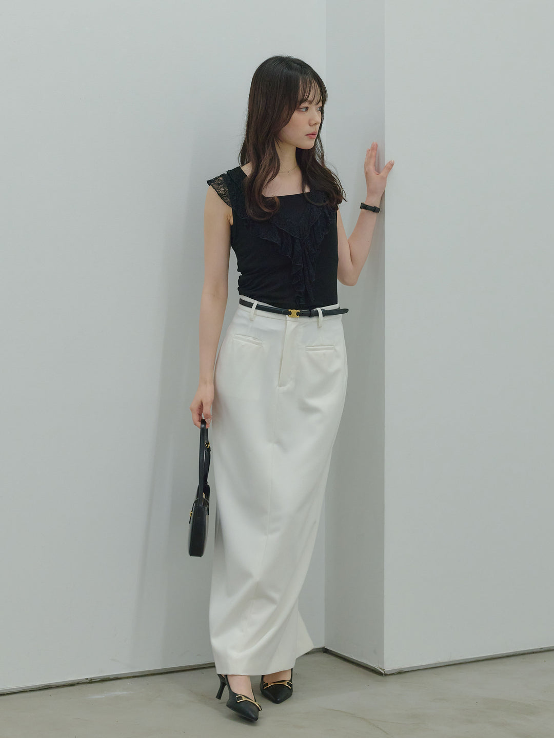 【SET】ソフトレースラッフルノースリーブカットソー+【Essential】Authentic pencil skrt(2set)