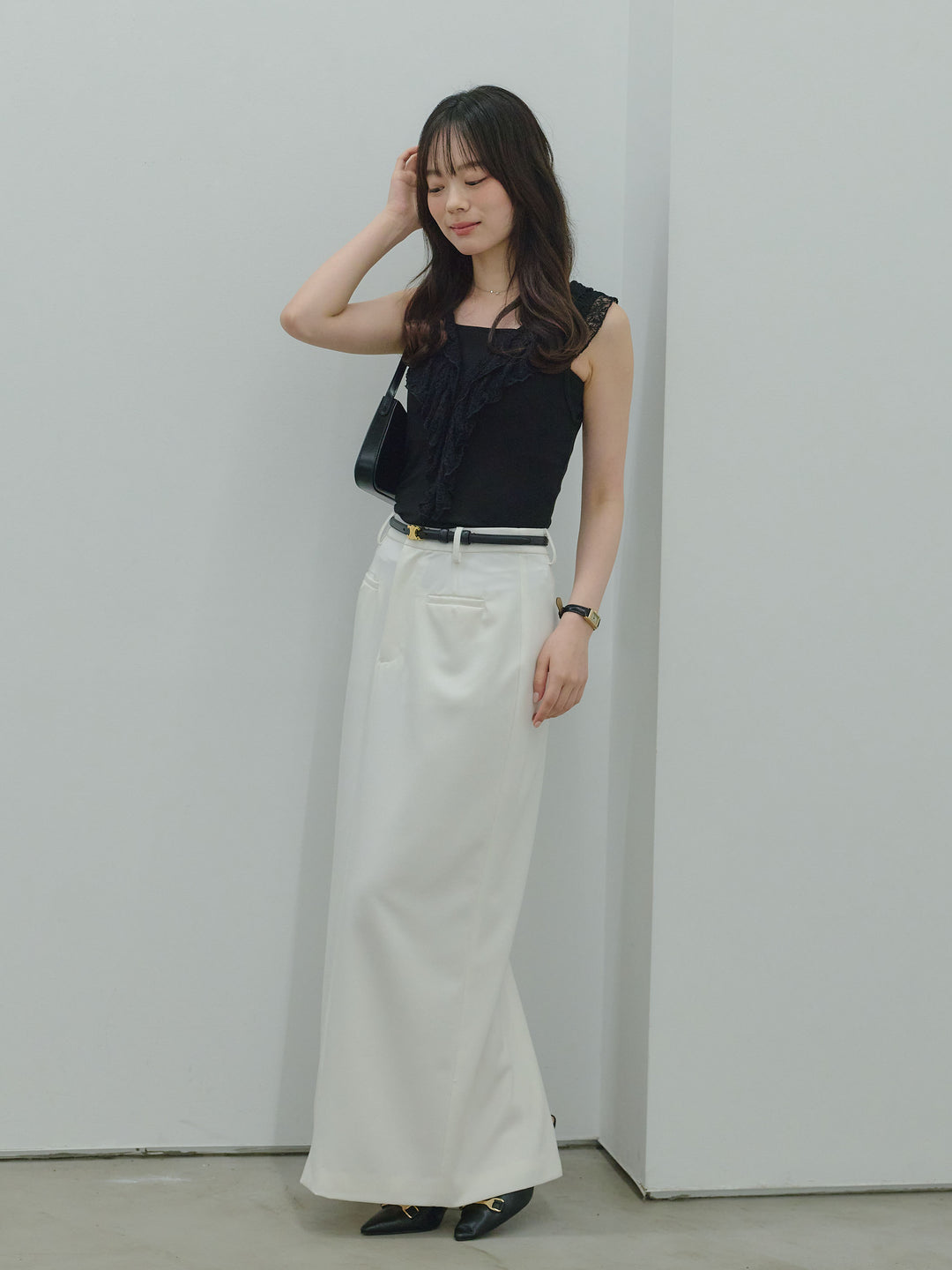【SET】ソフトレースラッフルノースリーブカットソー+【Essential】Authentic pencil skrt(2set)