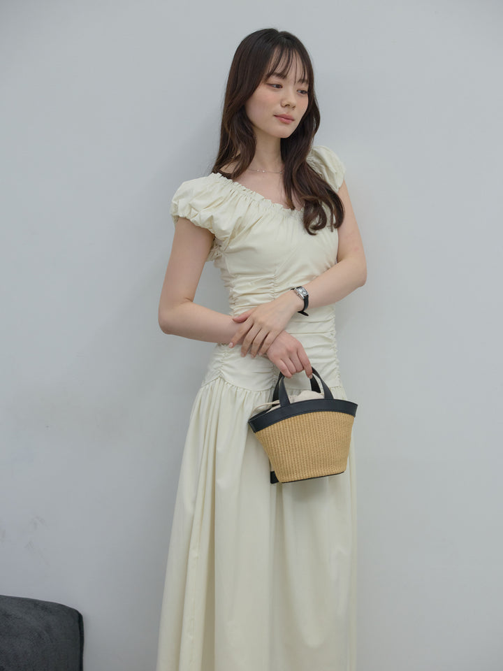 【Essential】Shirring flare puff sleeve one piece