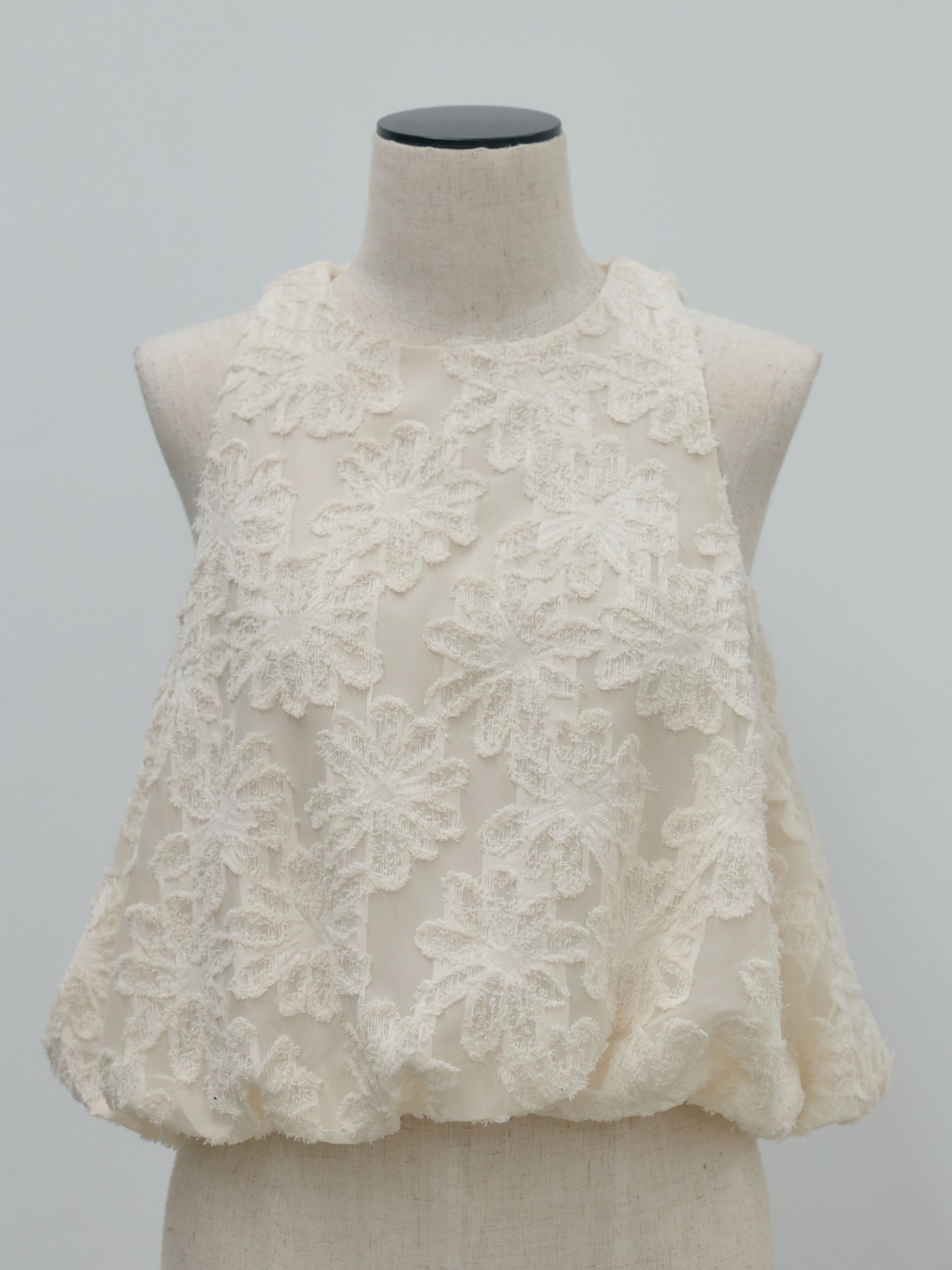 フラワージャガードアメスリバルーントップス – nairo