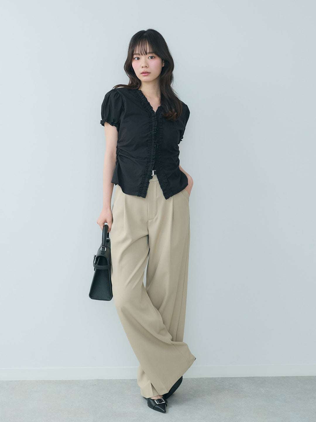 【SET】ニュアンスギャザーフリルショートブラウス+センタープレスベーシックストレートパンツ(2set)