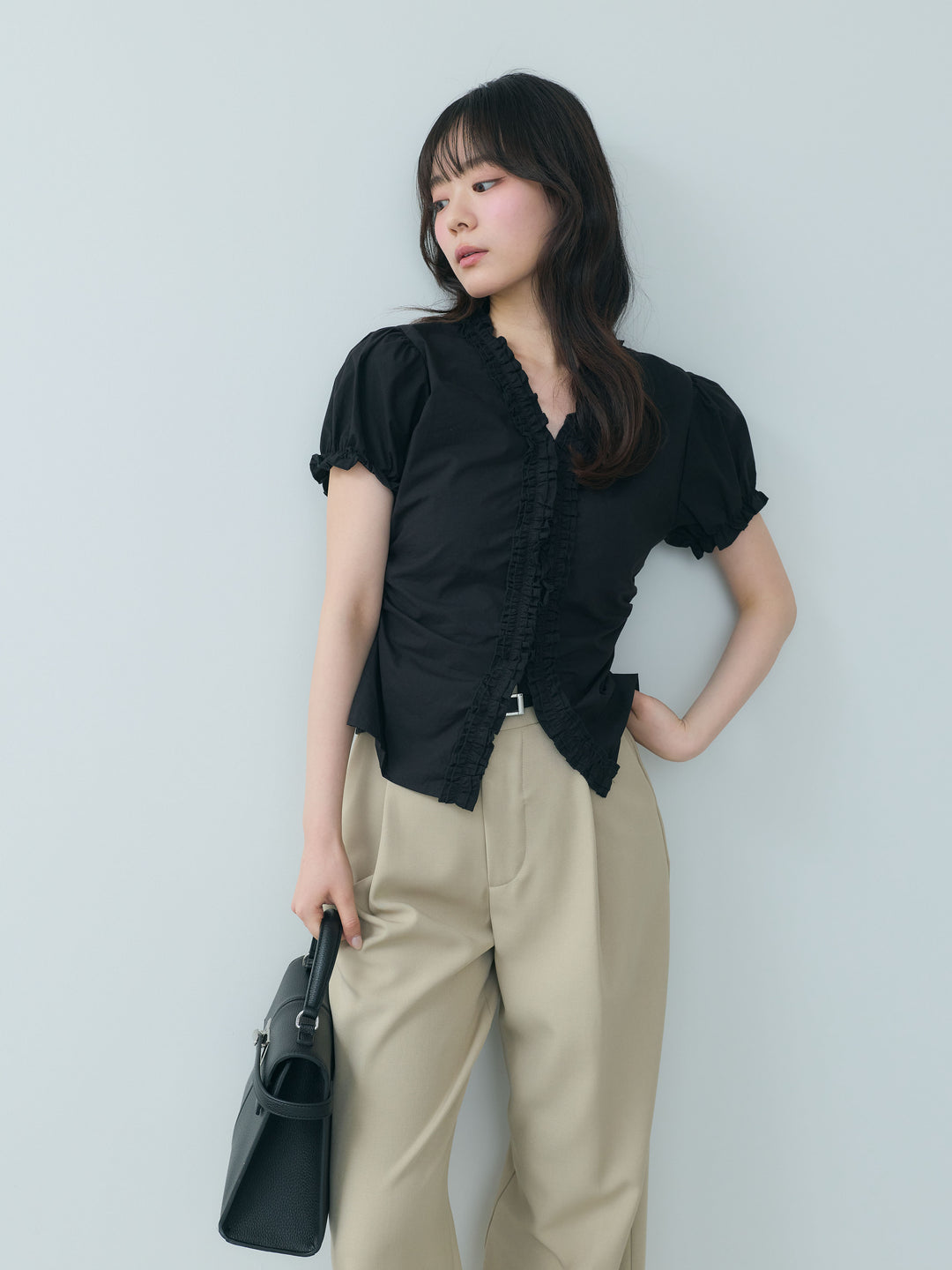 【SET】ニュアンスギャザーフリルショートブラウス+センタープレスベーシックストレートパンツ(2set)