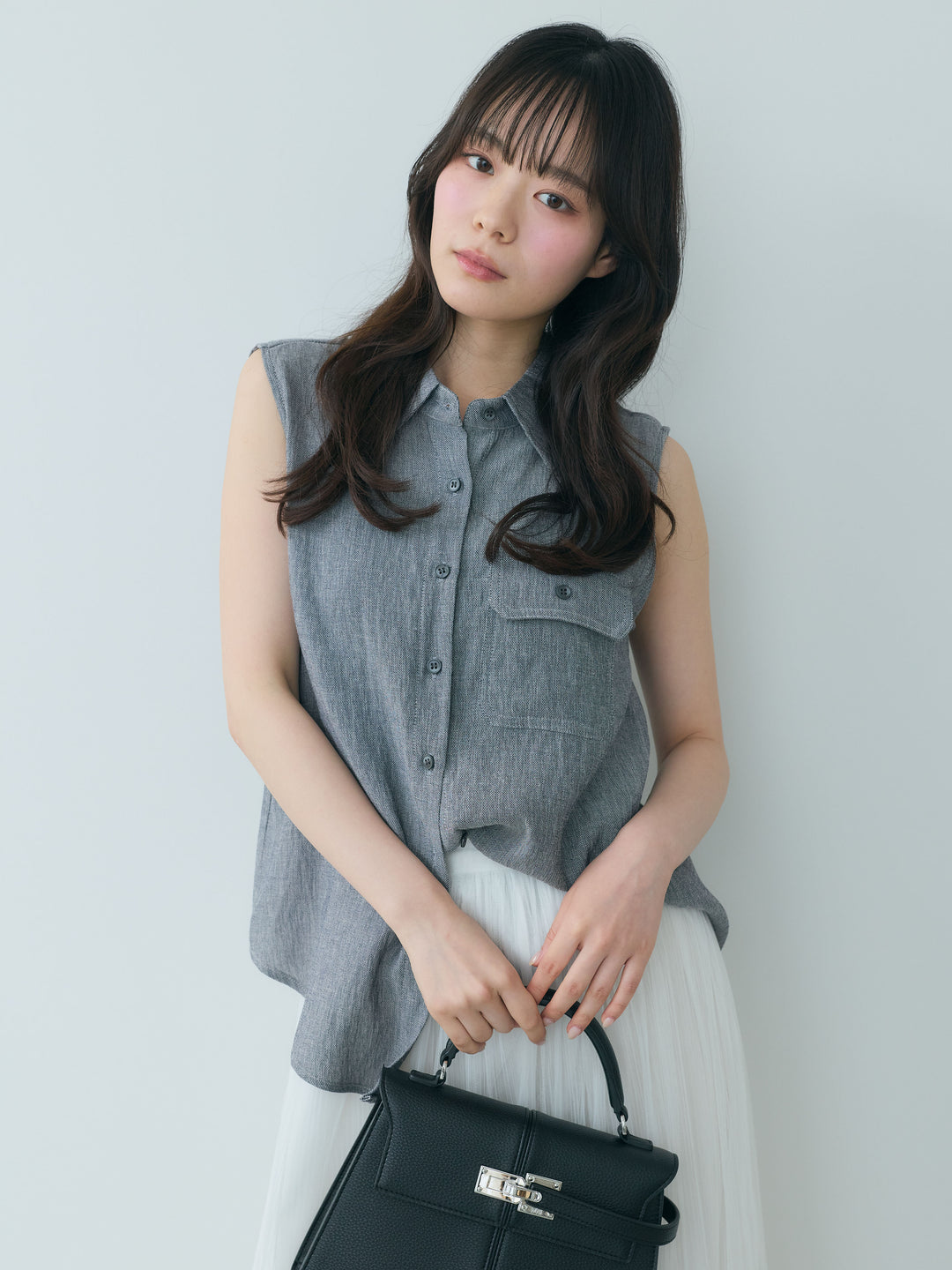 リネンブレンドノースリーブシャツ