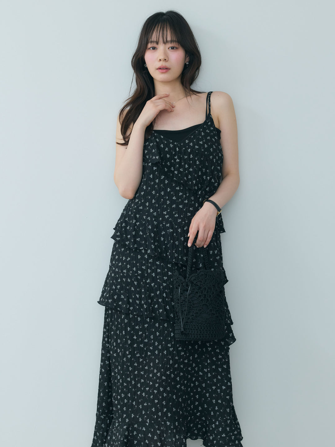 プチフラワーティアードキャミワンピース