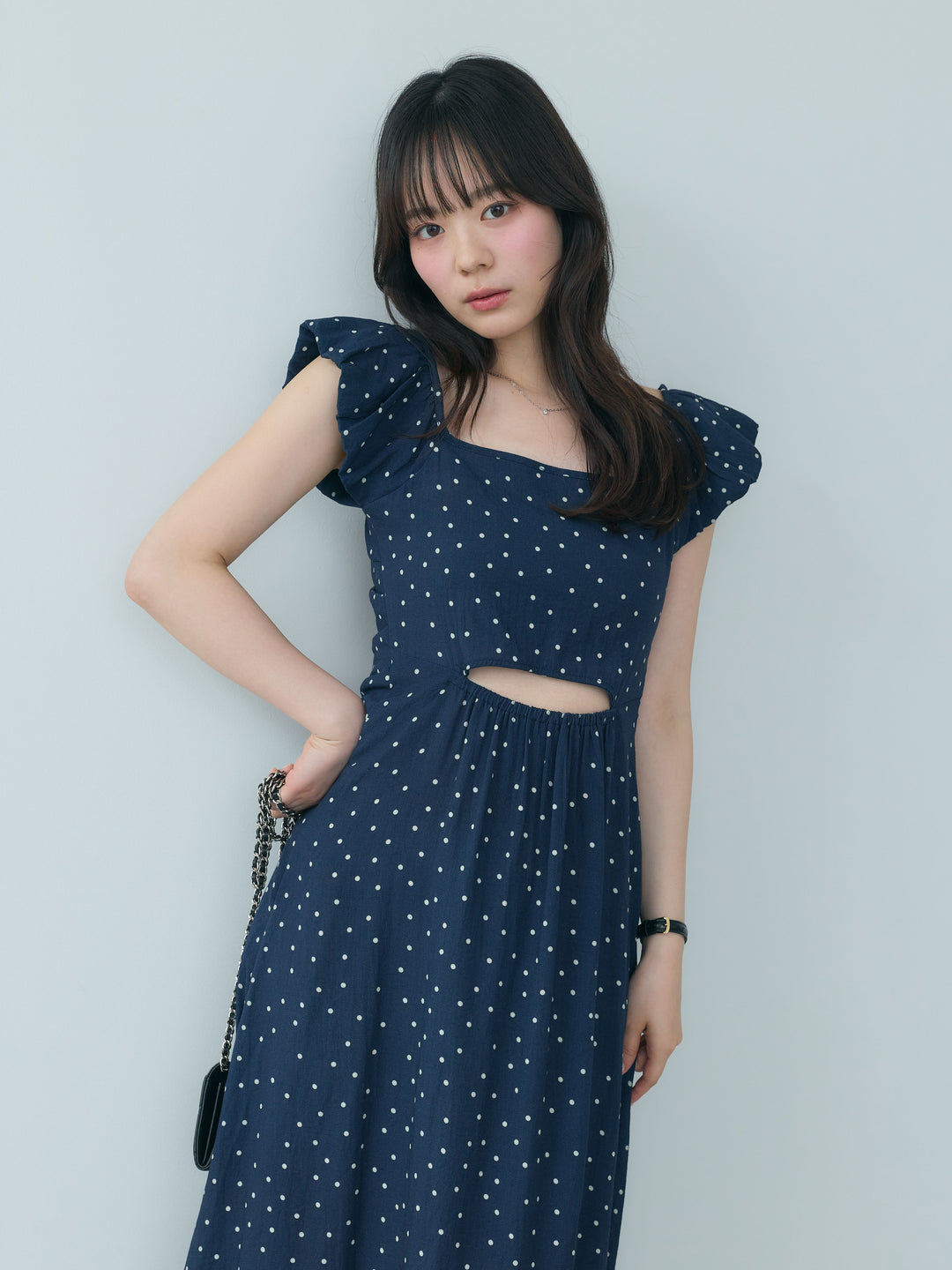 フロントオープンドットパターンスクエアネックワンピース