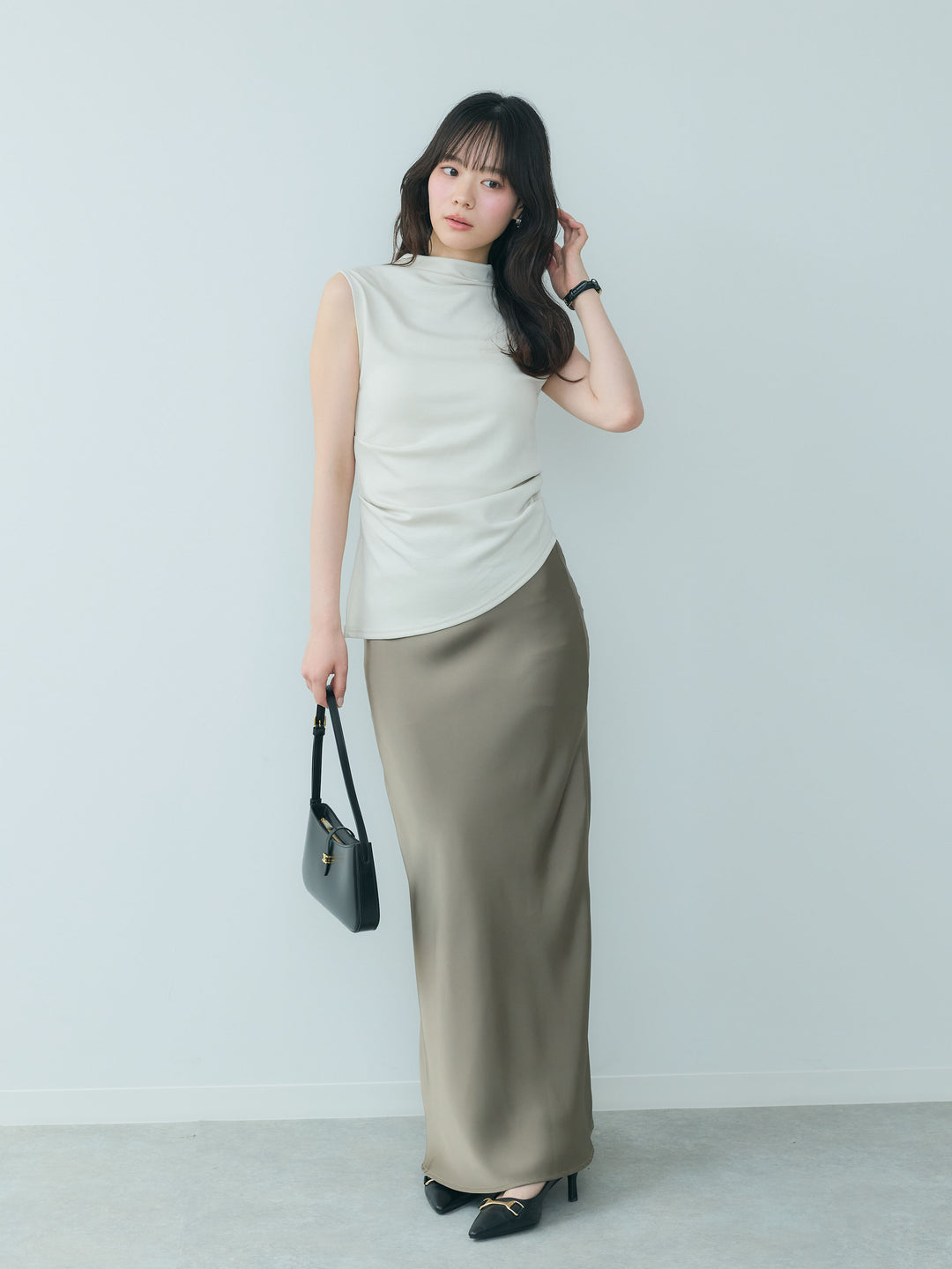 【cool touch】シルキースムースボトルネックトップス