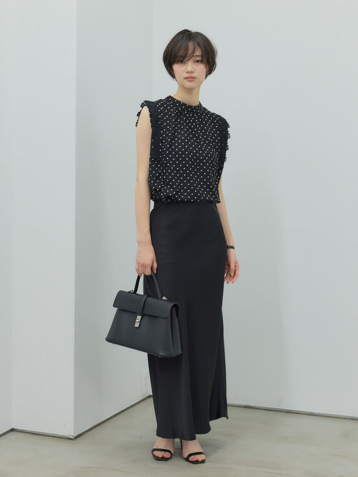 アソート柄ショルダーレースノースリーブブラウス