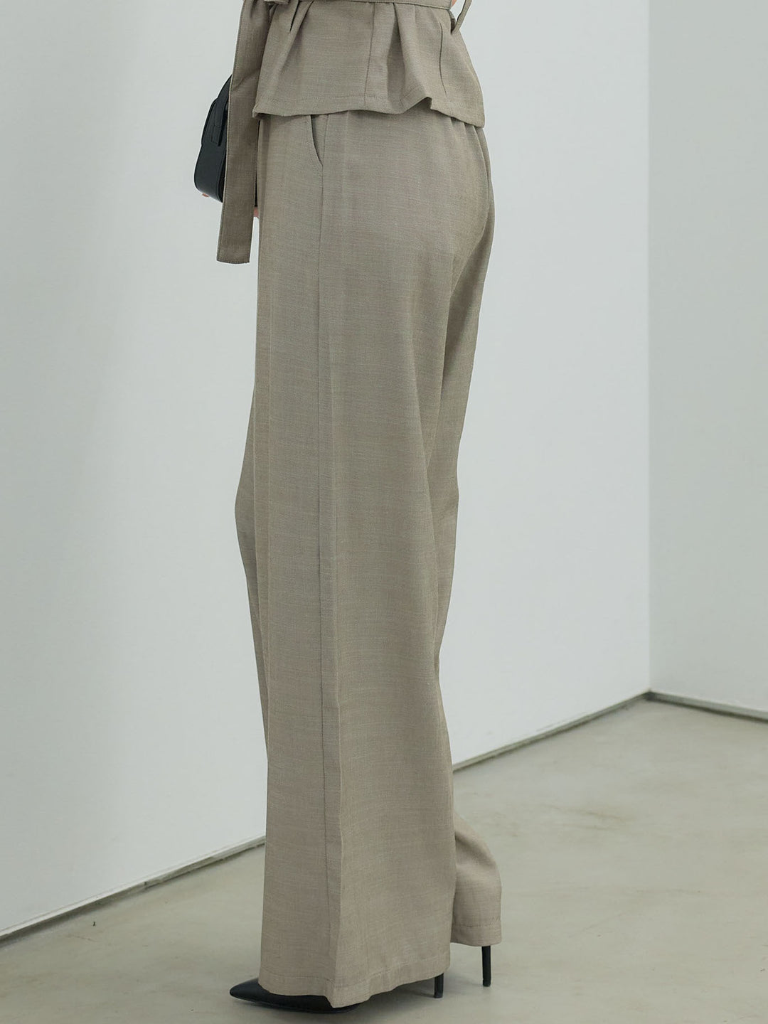 リネンブレンドストレートワイドパンツ
