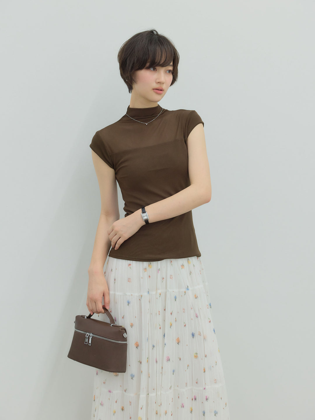 ヴィンテージ柄シアーティアードスカート