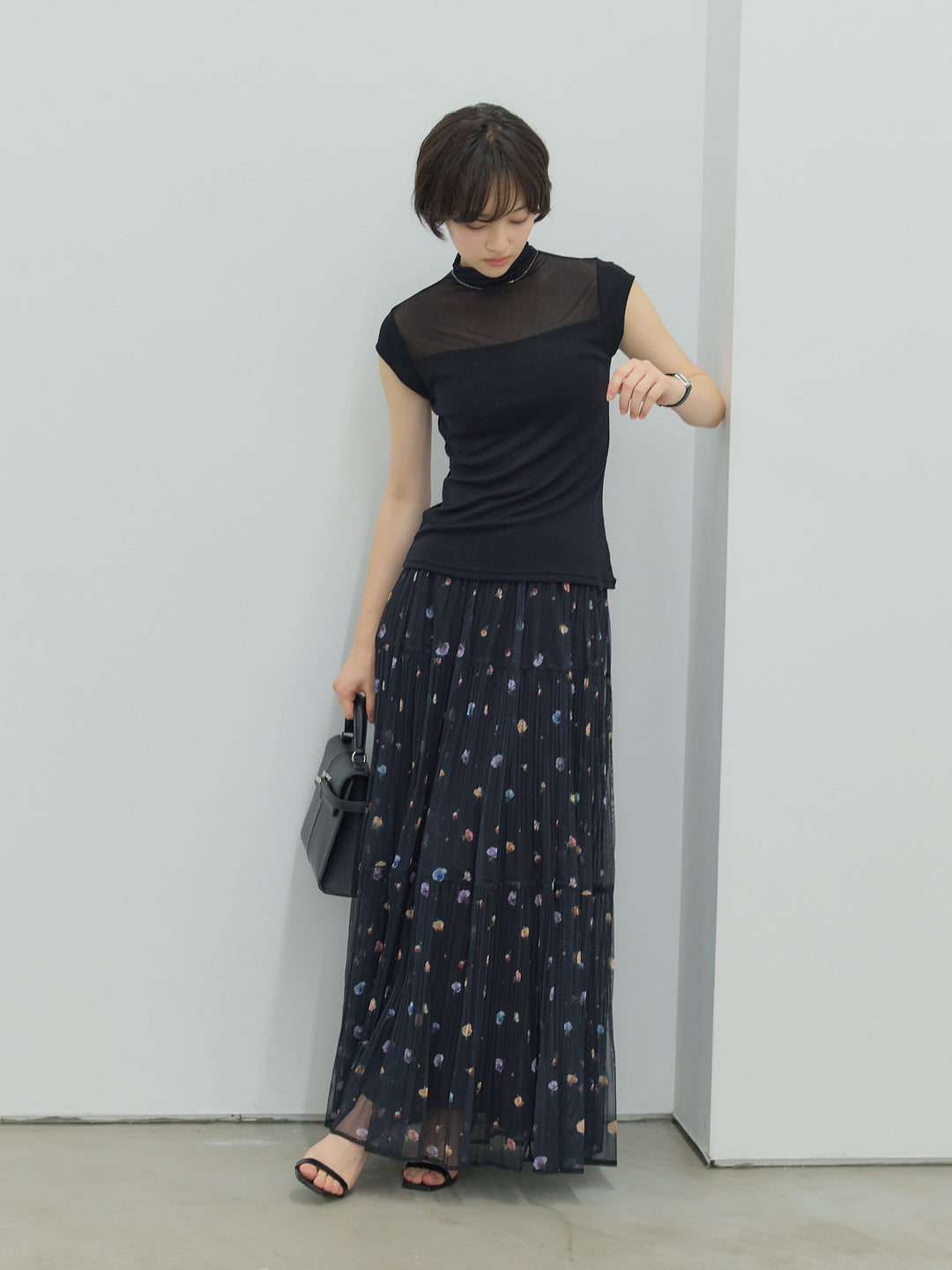 【SET】シアー切替ボトルネックフレンチスリーブストレッチカットソー+ヴィンテージ柄シアーティアードスカート(2set)
