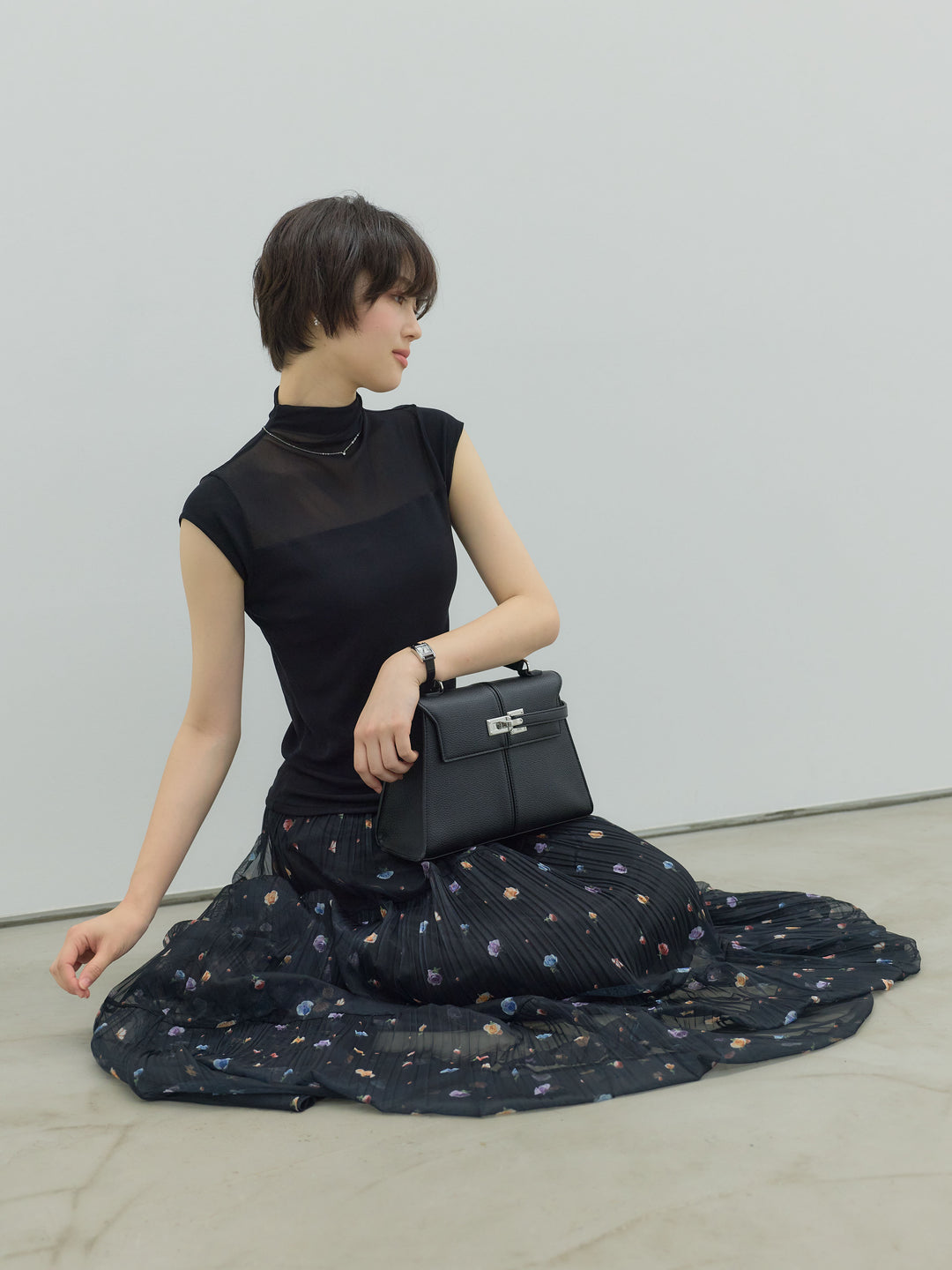 【SET】シアー切替ボトルネックフレンチスリーブストレッチカットソー+ヴィンテージ柄シアーティアードスカート(2set)