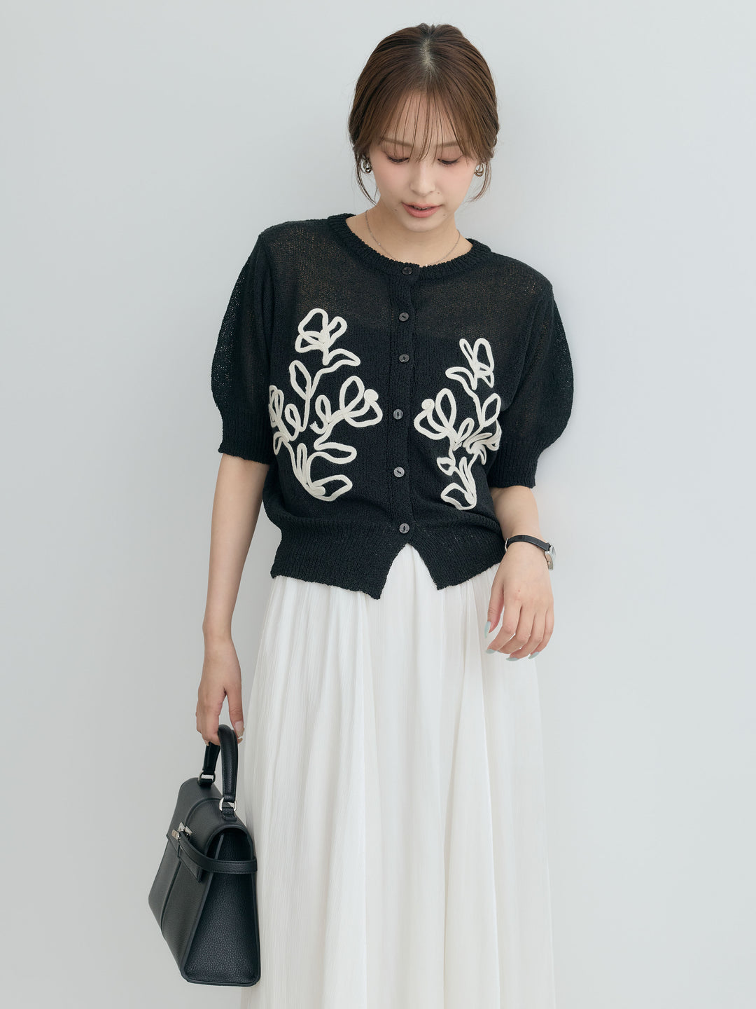【SET】フラワーテープ刺繍半袖カーディガン+グロッシーフレアスカート(2set)