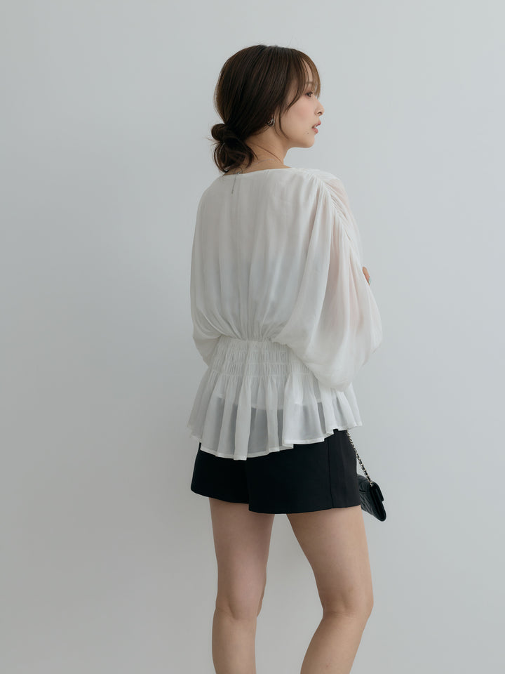 Vネックシャーリングシアーブラウス