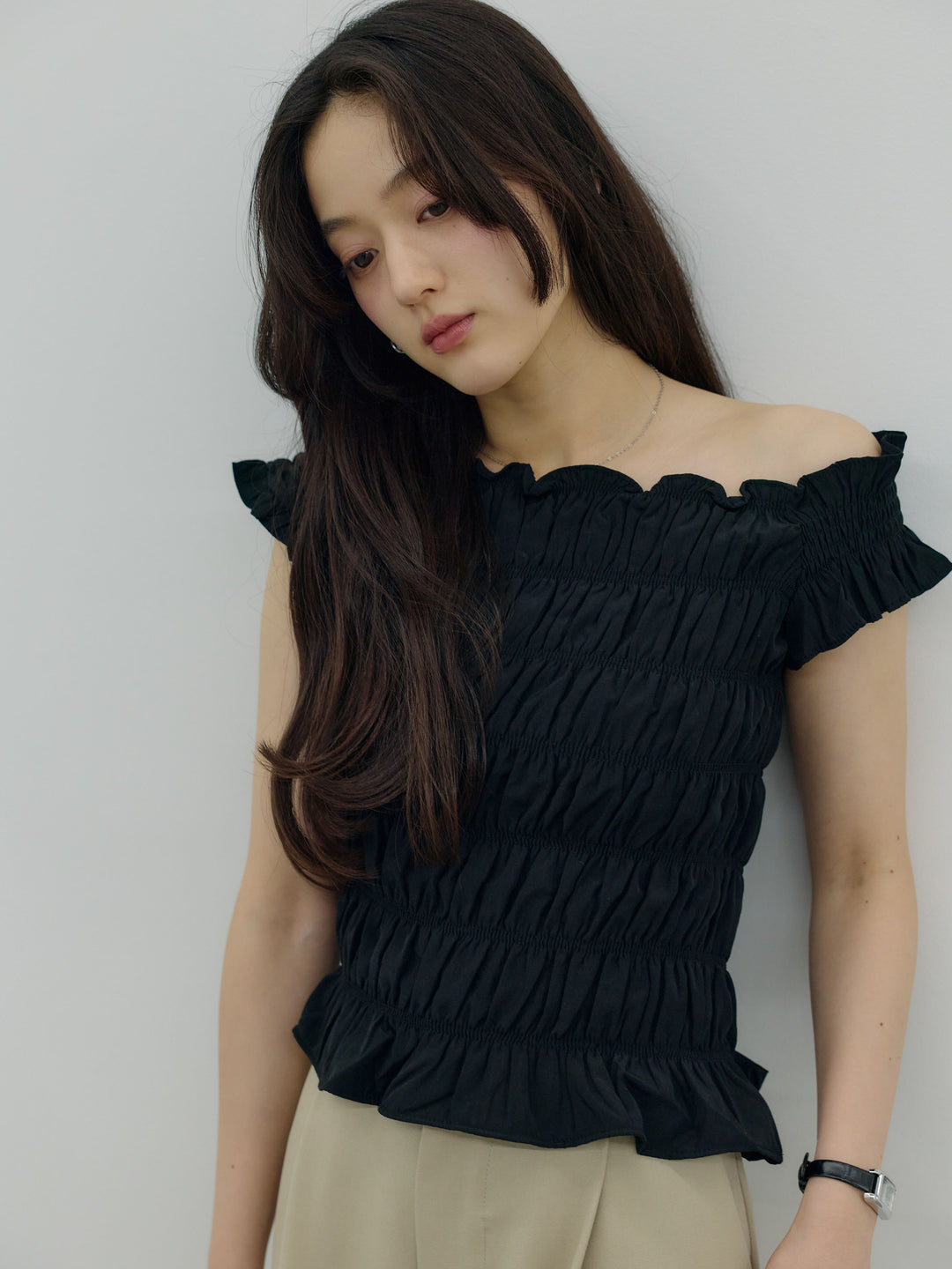 【SET】シャーリングアシメオフショルダーコンパクトトップス+シャーリングアシメオフショルダーコンパクトトップス(2set)