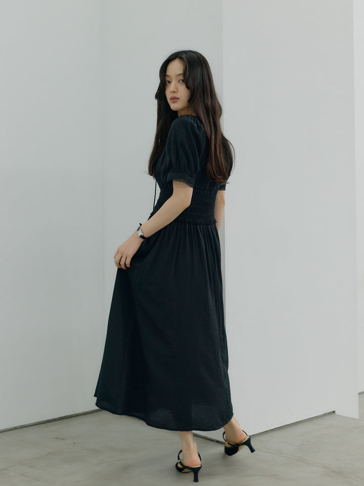 【Essential】Airy lace trim waist shirring one piece